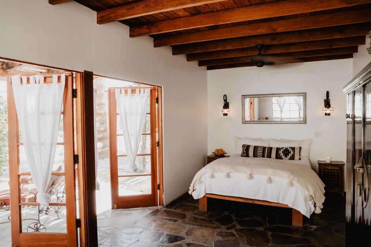 Korakia Pensione Palm Springs Bagian luar foto